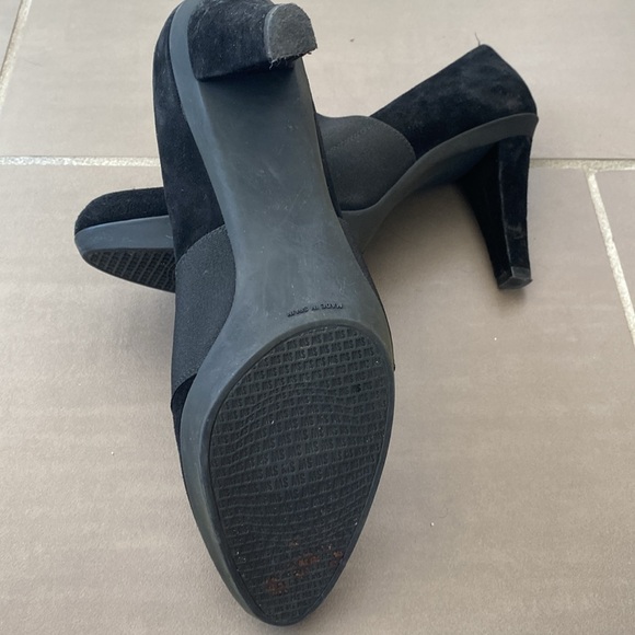 Stuart Weitzman suede pumps - Picture 5 of 5